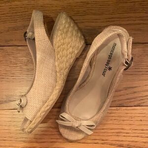 Montego Bay Club Nude Peep Toe 3” wedge sandal - size 5
